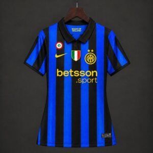 0007c6e3ea0b8bd3d91f7b18f50-2-0a4c1f-1.jpg Inter Mailand 26/27 Heim Trikot (Erwachsene)