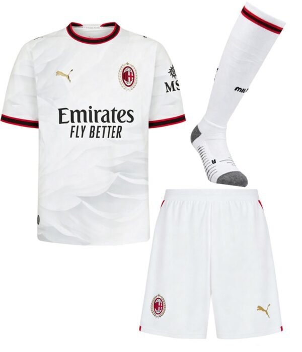 AC Mailand 26/27 Auswärtstrikot (Trikot + Hose + Stutzen)