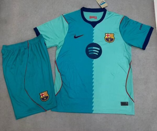 000D3E4EB7C07EDA05BF2985CAC239FCDB4-1-940102-3.jpg FC Barcelona 26/27 Auswärts Trikot