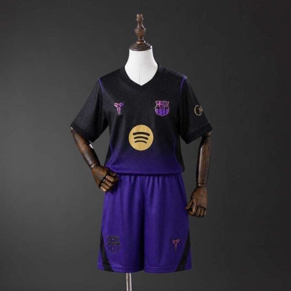 0209b615_-962615-1.jpg FC Barcelona Auswärtstrikot 26/27 - Kinder (Trikot + Hose)