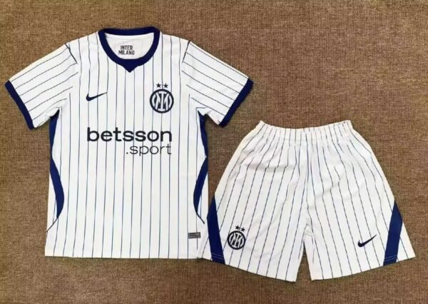 1C241DF53F0CCCFAE0DFC9BB79A9AF2F-1-68a4e8-1.jpg Inter Mailand 26/27 Auswärts Trikot