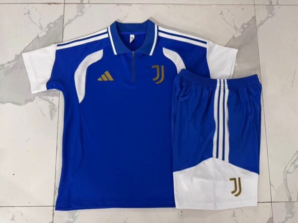 1a94dcb6-9550c1-1.jpg Juventus Polo blaues Trainingsanzug 26/27 (Oberteil + Hose)