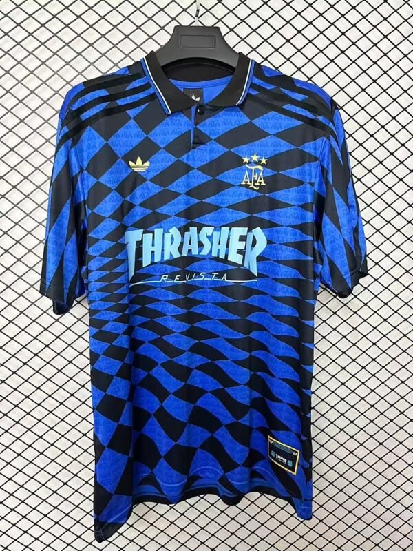 1e9d8e28-633112-1.jpg Argentinien 26/27 Trikot