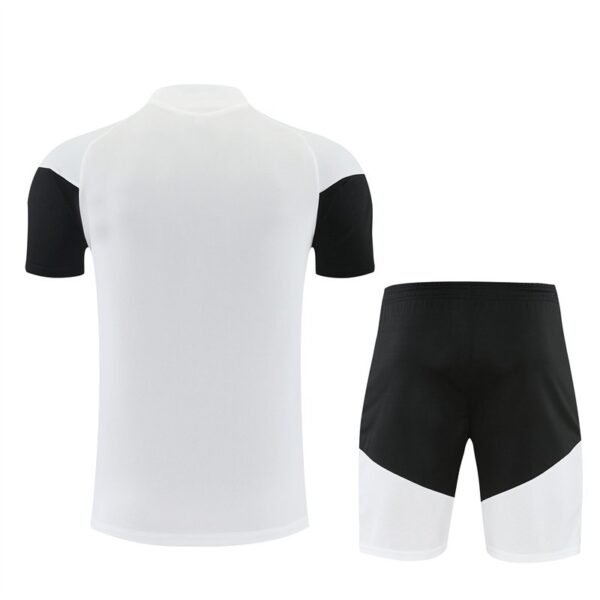 3e88fcd9-1-89f93e-1.jpg Juventus 26/27 Trikot