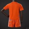 49297209e9704254ba7cdeb2-6ec049-1.jpg Juventus Torwarttrikot 26/27 – Kinder (Trikot + Hose)