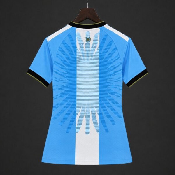4e97cb0a18229ec3f5aeaee1-2-097cee-1.jpg Argentinien Messi Abschieds-Trikot 2026/27 - Damen