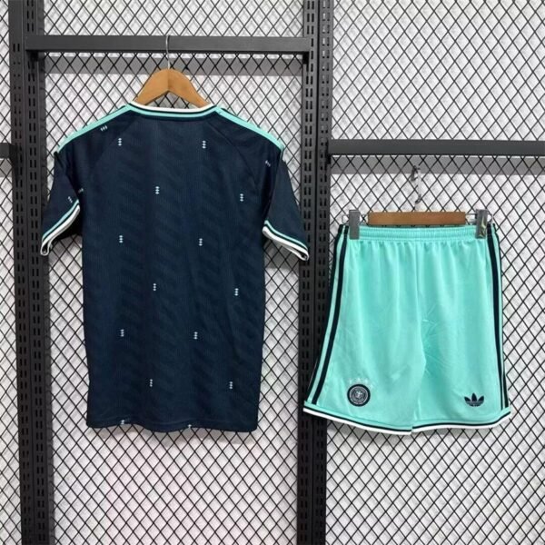 5777777-1-1-1.jpg Deutschland 2026 Auswärtstrikot Set (Trikot + Shorts)