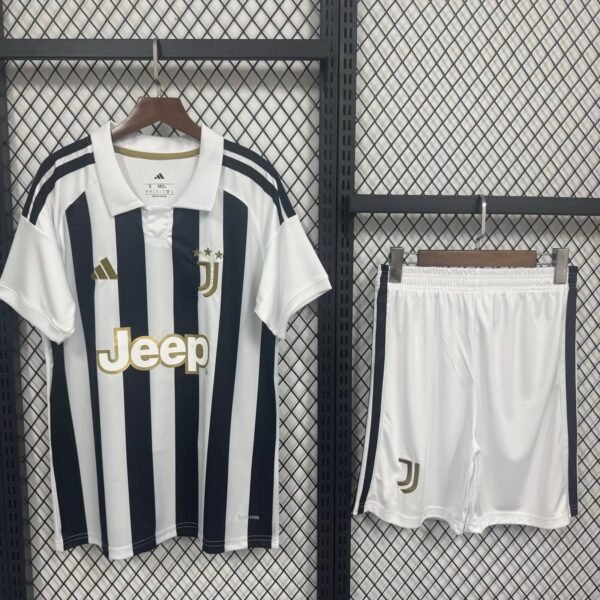 Juventus Heimtrikot 2026/27 Trikot+Hose