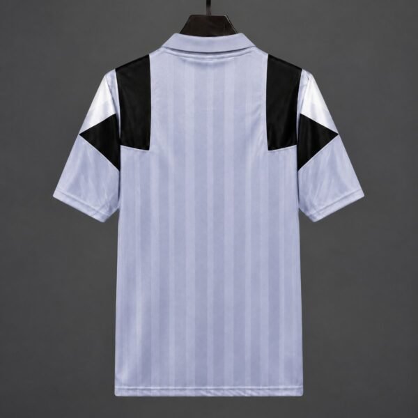 606760f8897d6da1fb2dafff-2-bbe009-1.jpg Juventus 26/27 Trikot