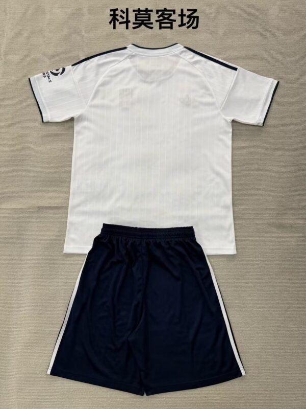 883cb8b5ffbe7226181031d7831e6515-dbe308-1.jpg Como 26/27 Auswärts Trikot (Kinder)