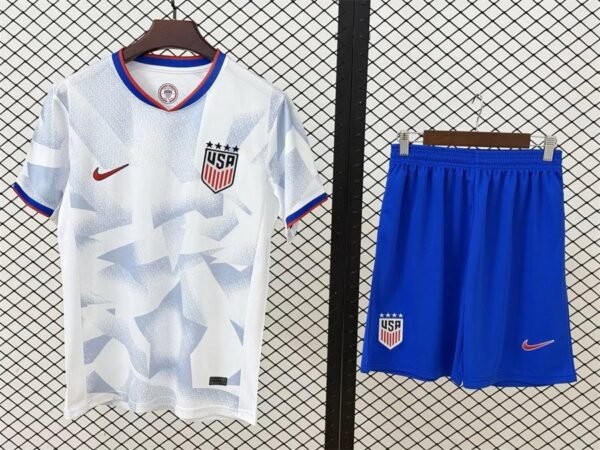 8889999-2-1-1-1.jpg USA 2026 Heimtrikot-Set (Trikot + Shorts)