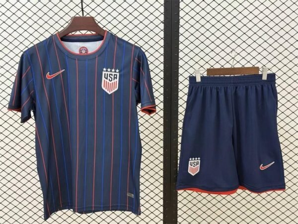 8889999-3-1-2.jpg USA 2026 Auswärtstrikot-Set (Trikot + Shorts)