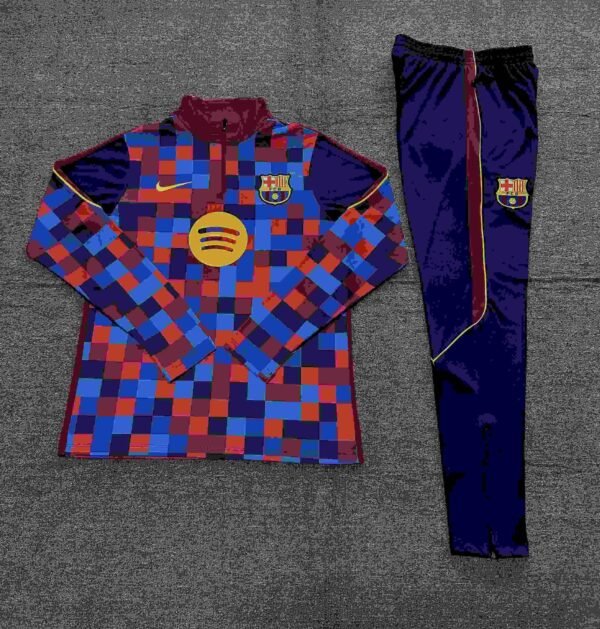99999b639f77-8-ca66a5-scaled-2.jpg FC Barcelona 26/27 training Trikot
