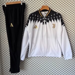 C03F930A2BF8CA474B55150498CCF3A5-9808b4-1.jpg Juventus 26/27 Jacke