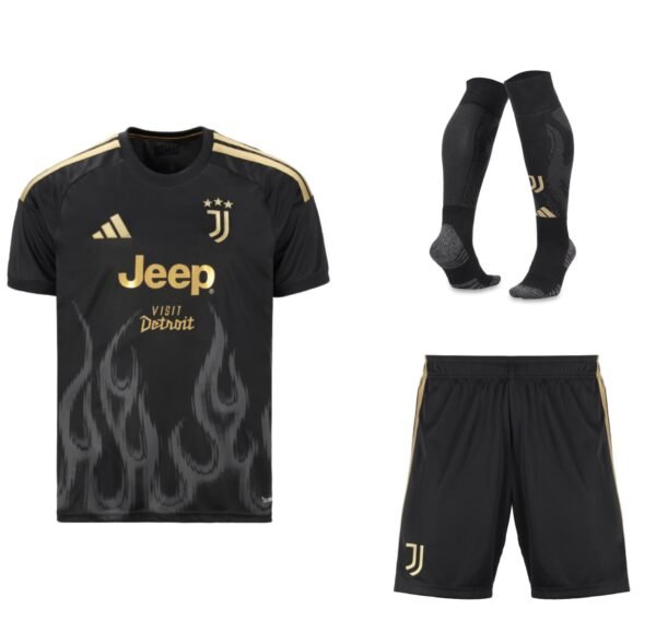 EB7F483B9A352B652DC98CB3FF1DD03D-6ef2f4-scaled-2.jpg Juventus 26/27 Drittes Trikot (Kinder)