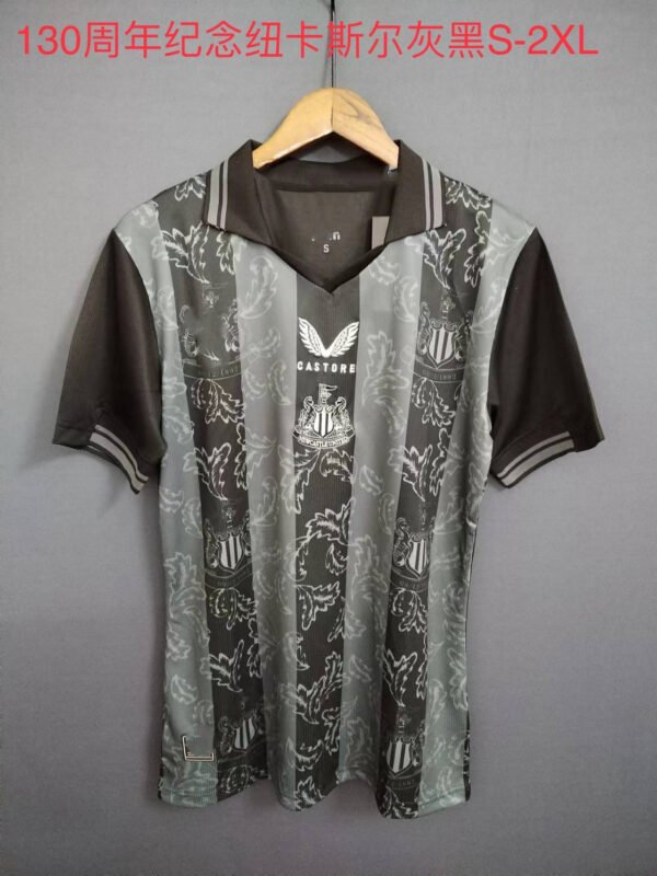 O1CN014UL9KM2HQvXl7zjda_2222068719146-0-cib.jpg Newcastle United Sondertrikot 26/27