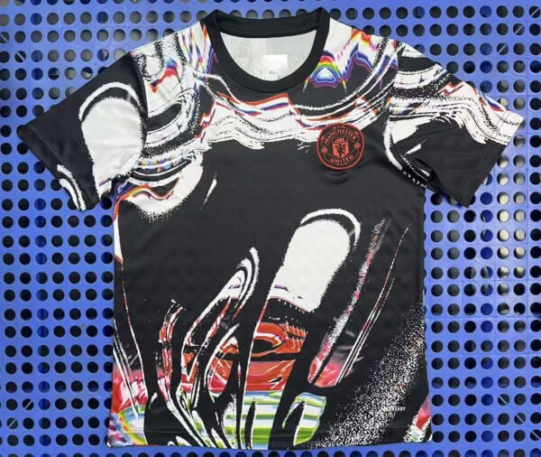 O1CN014qdKWE1sup15NR99M_2222355505827-0-cib.jpg Manchester United Trainingsshirt 26/27