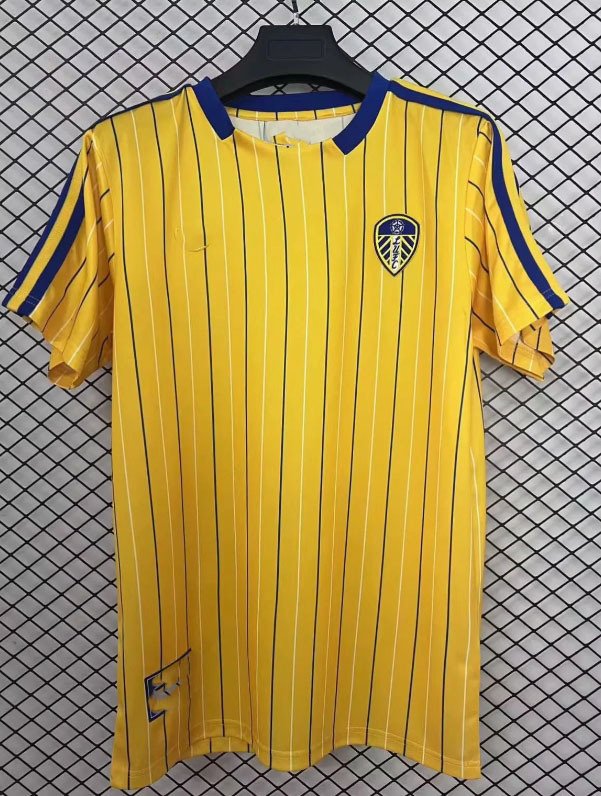 O1CN016xA1YK1mz2x0bQB8d_2221411435024-0-cib.jpg Leeds United Retro Trikot 25/26