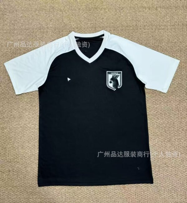 O1CN0181XWUF1jHaX3pByzs_2219395344523-0-cib.jpg Japan Trainingsshirt 2026