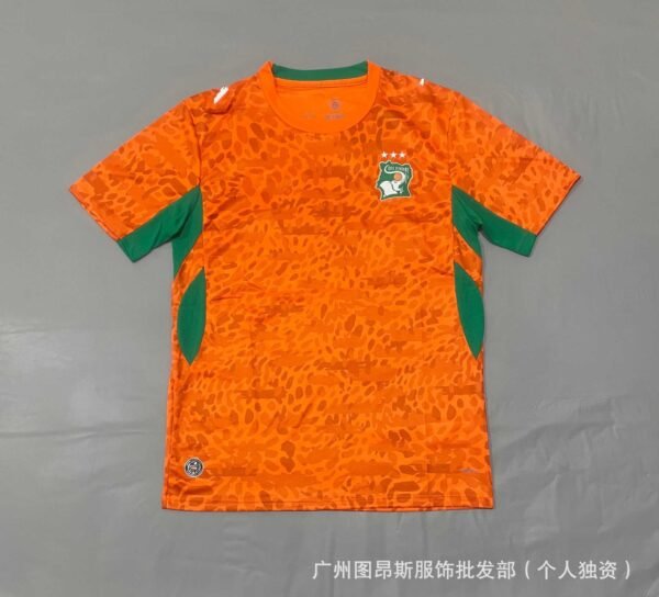 O1CN01DXxCi91Q8uJjzsPmR_2220081511932-0-cib.jpg Elfenbeinküste Sondertrikot 26/27