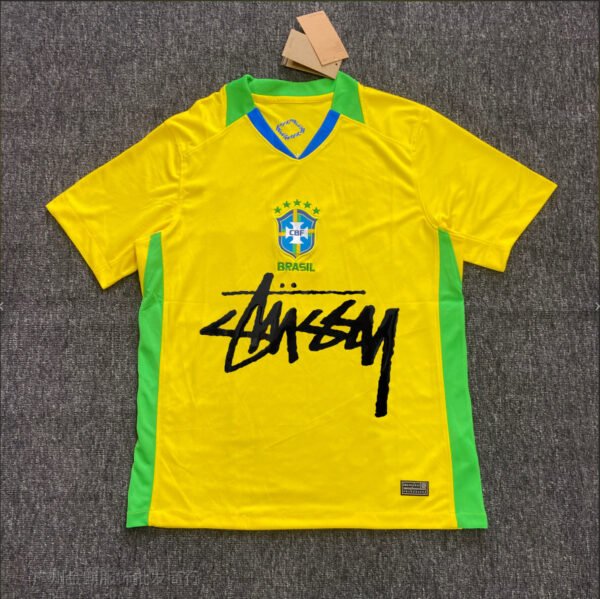 O1CN01HNgrNR2MsvlvC3n1M_2219354829884-0-cib.jpg Brasilien Heimtrikot 24/25