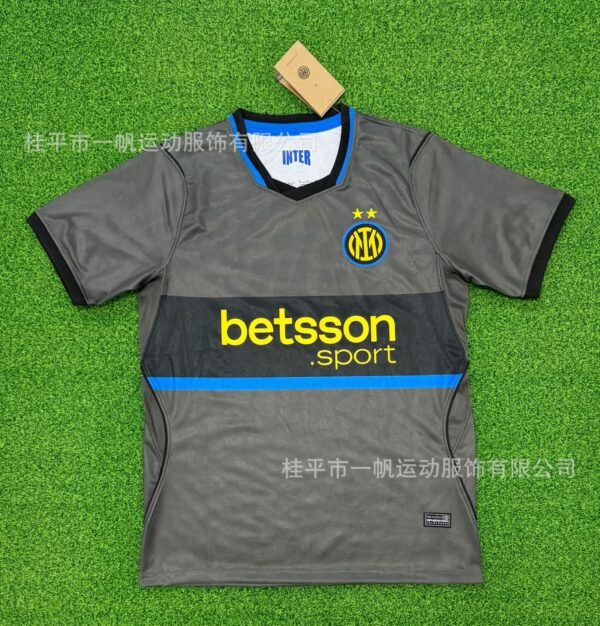 Real Madrid · FC Barcelona · Arsenal Trikot Real Madrid · FC Barcelona · Arsenal Trikot