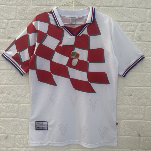 O1CN01NVW54V269YfWq8aoN_2219553527619-0-cib.jpg Kroatien Retro Trikot 2026