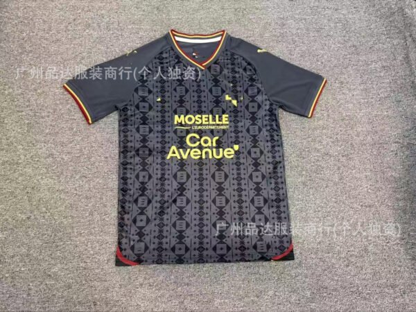 O1CN01OYqTdUP4iXD2vGwq_2219395344523-0-cib.jpg FC Metz Drittes Trikot 26/27