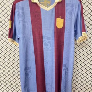 O1CN01QGx0bk2LEnWqQD3ay_2215231259661-0-cib.jpg Trabzonspor Freizeit-T-Shirt 26/27