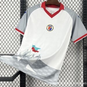 O1CN01RnNdQd2AkR7Ir3VKV_2218442578241-0-cib.jpg Haiti Heimtrikot 2026