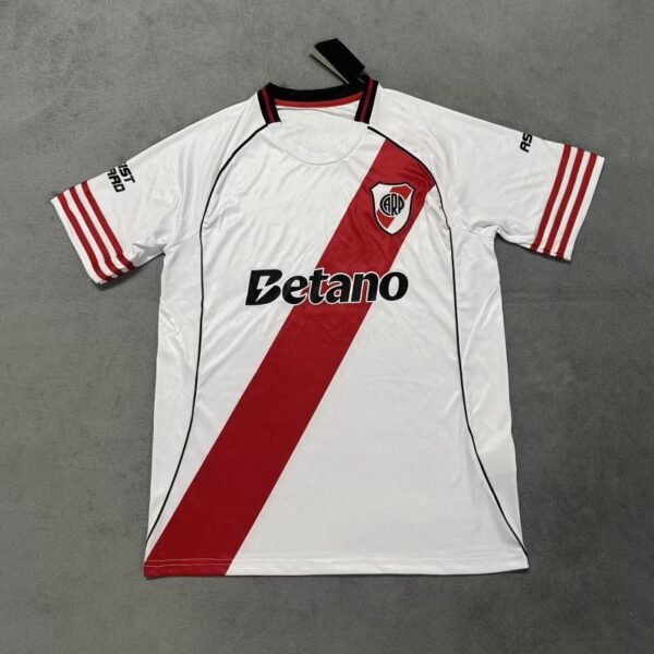 O1CN01cls2Xs1Y6AttVsRl8_2222264623009-0-cib.jpg River Plate Heimtrikot 25/26