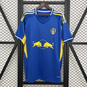 O1CN01pkxMeG2MlbUEZh4JD_2216584609868-0-cib.jpg Leeds United Auswärtstrikot 25/26