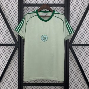 O1CN01qOM3ne2MlbT6HMdmJ_2216584609868-0-cib.jpg Celtic Glasgow Retro Trikot 25/26