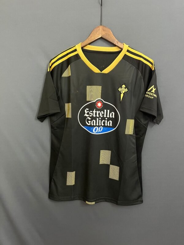 O1CN01qQYwC62HQvXkBM1dP_2222068719146-0-cib.jpg Celta Vigo Sondertrikot 26/27