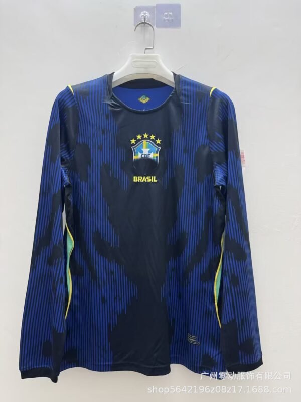 O1CN01qlrhywo030H2BxNI_2215231259661-0-cib.jpg Brasilien Langarmtrikot 26/27