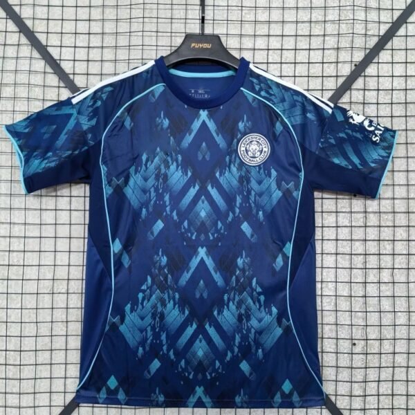 O1CN01rQ3eG129cMWIxuwXg_2222334928088-0-cib.jpg Leicester City Auswärtstrikot 25/26