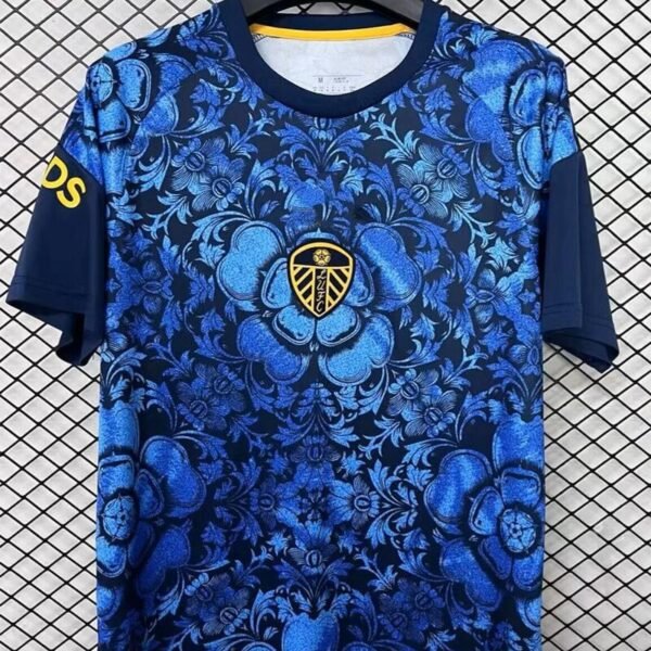 Leeds United Vorturnier-Shirt 26/27