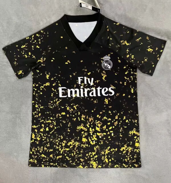 O1CN01wDN8xq1NWlxwFcvFS_2216462451578-0-cib.jpg Real Madrid Sondertrikot 21/22