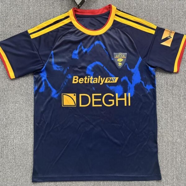 O1CN01yPrIlFlwqsD1pIOu_2221549036884-0-cib.jpg US Lecce Drittes Trikot 26/27